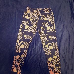 LuLaRoe leggings, gently worn
